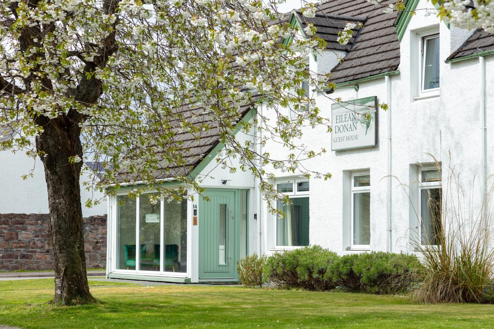 Eilean Donan Guest House Ullapool Exterior foto